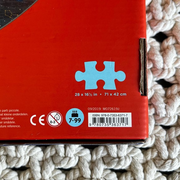 New Mudpuppy Outer Space Scene Puzzle - 300 Piece - Picture 5 of 7